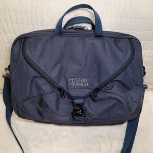 MYSTERY RANCH 3-Way Expandable Briefcase 22 Liters
